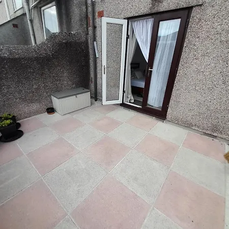 City Centre Apartment With South Facing Patio, 10 Minutes Walk To The Harbour Plymouth Exterior photo